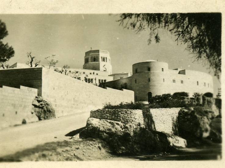 Images/museum jerusalem.jpg